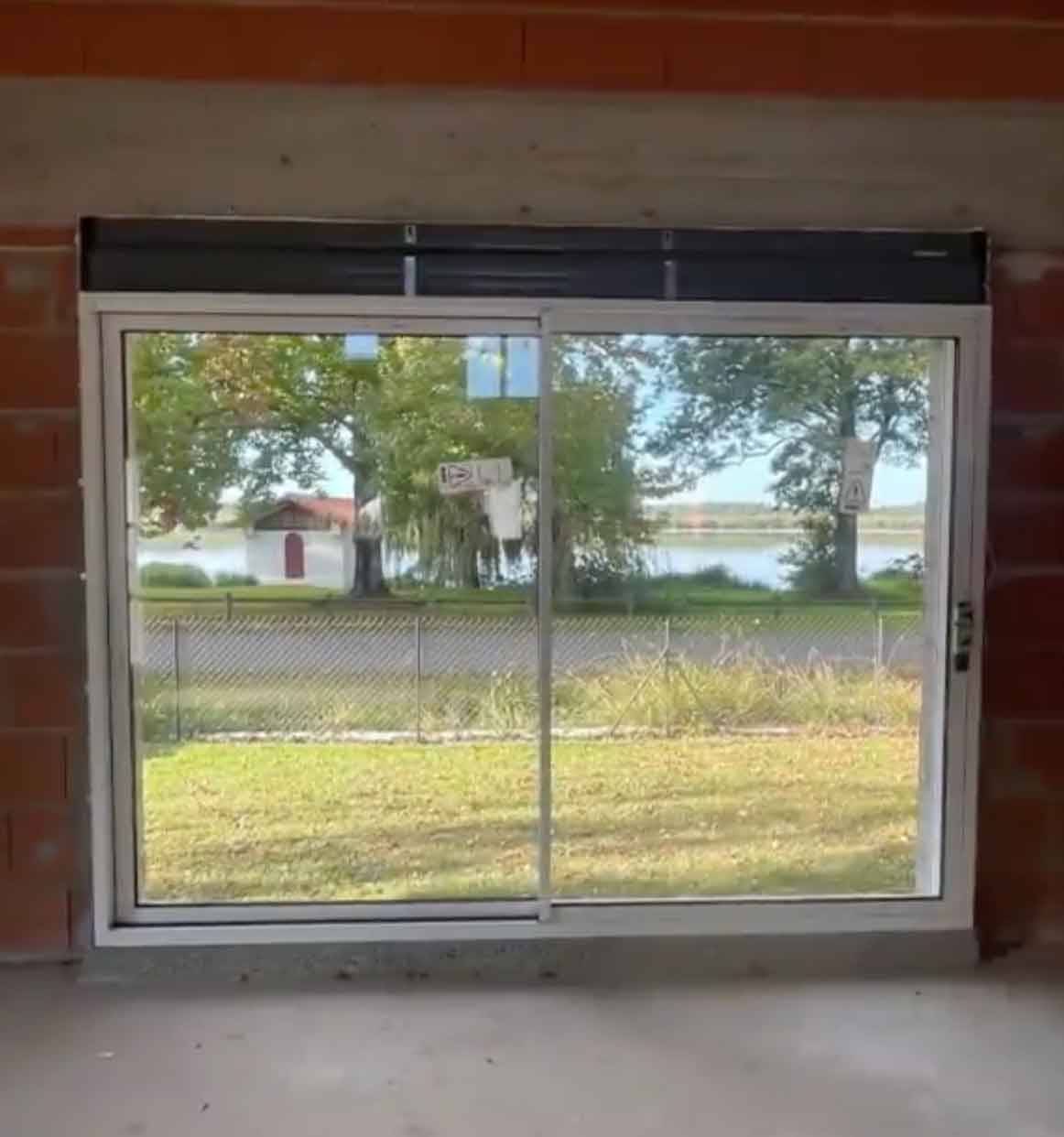 installation de menuiseries aluminium et pvc gamme ouvertures à soustons