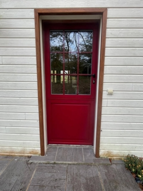 portes fermières en aluminium posées par hontabal 1