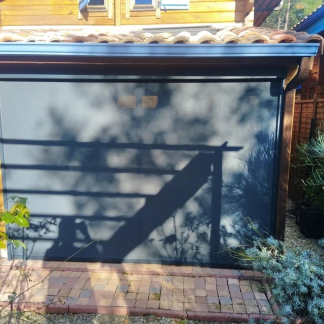 baies vitrées aluminium et stores anti chaleur 3