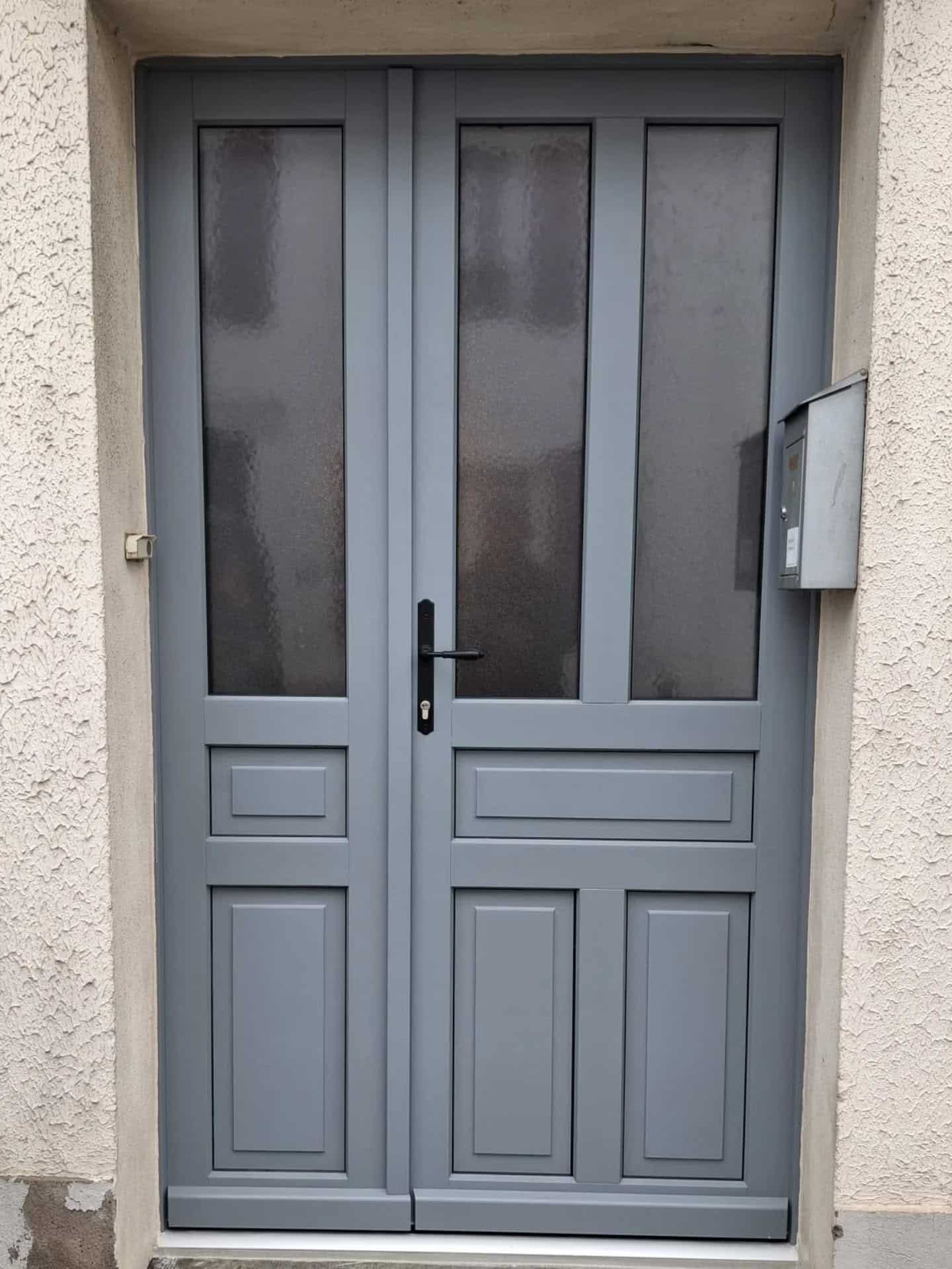 apres remplacement porte entree sorde l abbaye landes 2